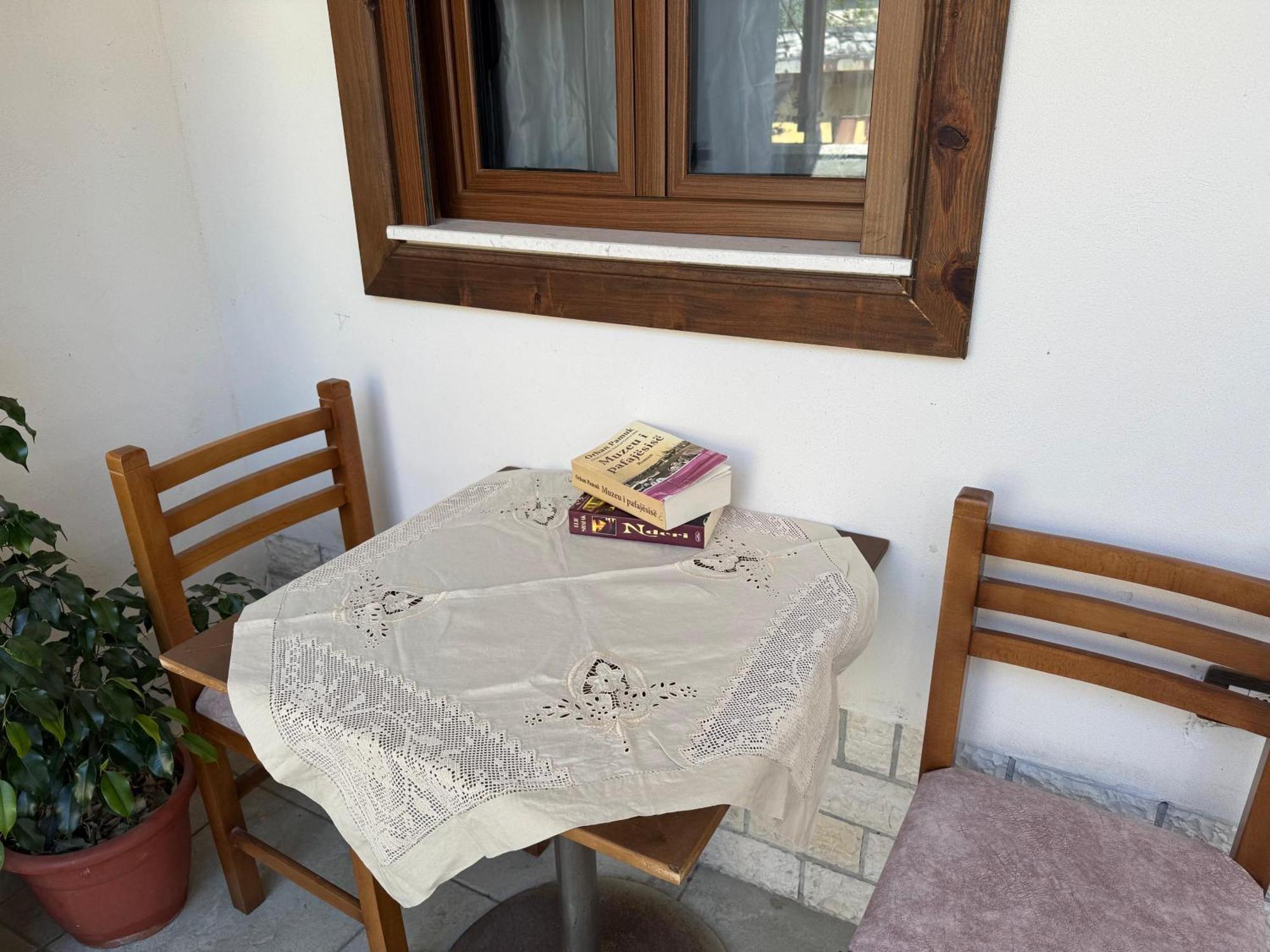 Arben Qemeri Guest House Berati Exterior foto